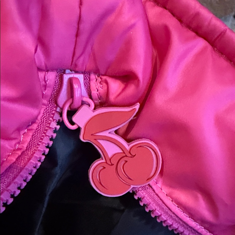 Sincerely Jules Vibrant Pink Cherry Tote - Picture 6 of 6